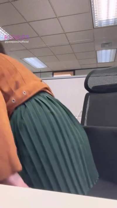 Amateur GIF by josiejaxxonofficial