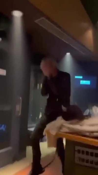 Usin these guns to get all the funds