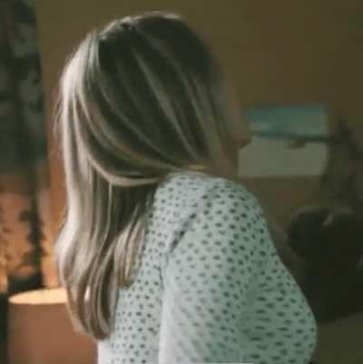 Elizabeth Olsen has such a fuckable ass