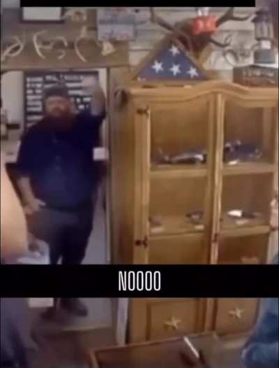 Edom, TX custom knife store refuses to make knife with Nazi symbols