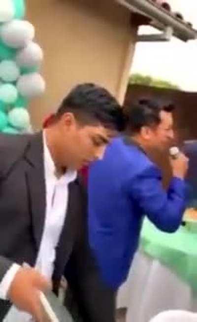 De longe a melhor vingança já pensada por alguém...