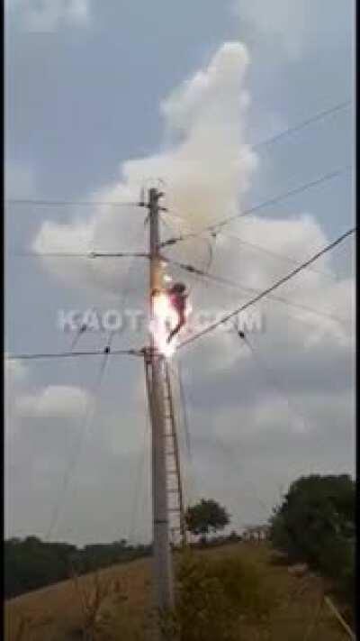 Man gets electrocuted in Brazil