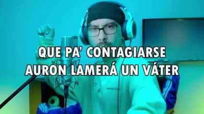 quedate pero la letra habla de la funa de rubius y auron