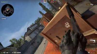 So this happened to my friend.... Valve, pls fix.