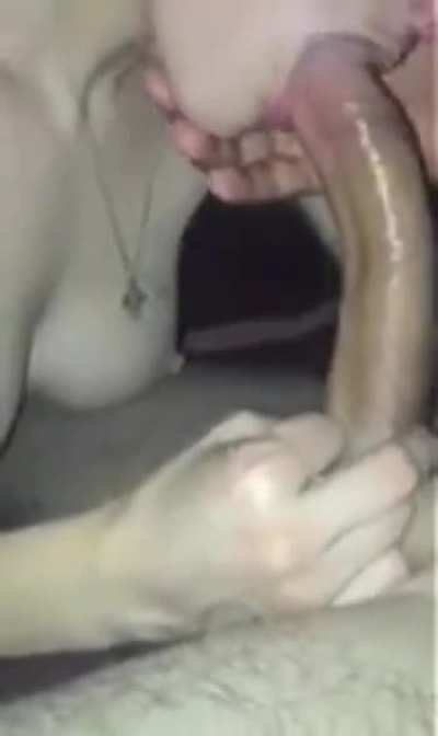 Girlfriend Does a Deepthroat