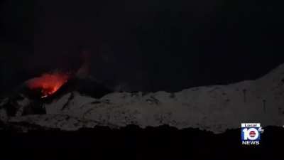 Fan de ______ cuando le dicen que su obra de ficcion favorita es una mierda: