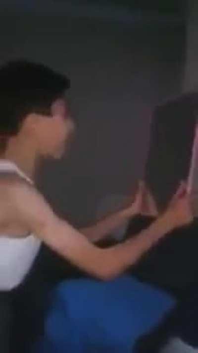 Being able to recognize himself in the mirror is an important indicator of animal intelligence