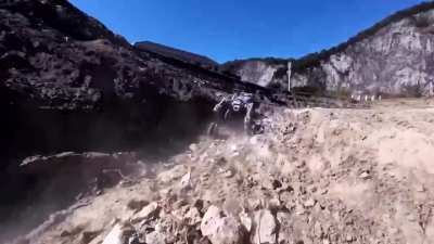 Unitree has a new off-road video