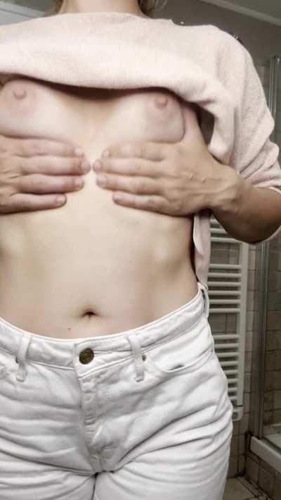 am i any older guys type ?