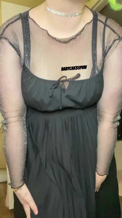 love having a hairy secret under my dress 🙈