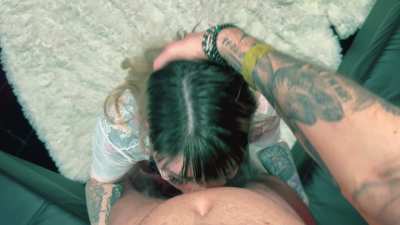 She’s got an endless throat