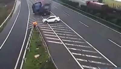 Olum bune şoför kadın değilse bi skim bilmiyom