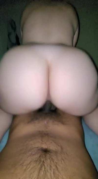 So much jiggle he couldn't resist cumming inside