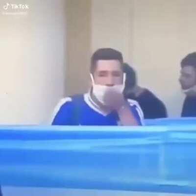 -Esto es una joda? -Estamos en Argentina, Fenoglio, todo es una joda.