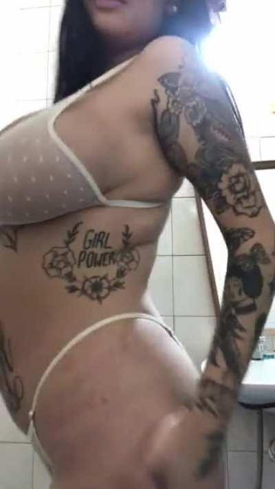 Grandes tetas naturales🔥