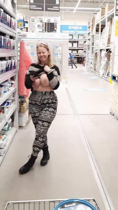 As you can see for yourself, even injured, with my arm in a sling, I am diligently doing my job and showing off my huge boobs. Heh