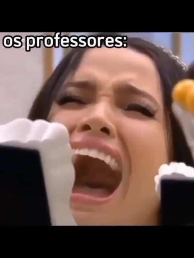 (Volta às aulas) por cornografista.