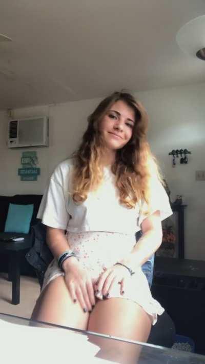 Would you be my study buddy?🙈💕