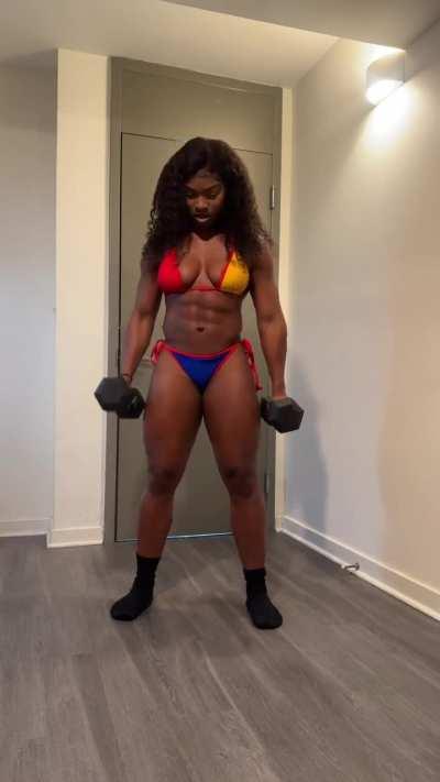 Late night workout 🏋🏾‍♀️ Vibes 🎶   #fitnessmotivation #homeworkout #fitnesstrainer #fitnessmodel #bodybuilder #bodybuildingmotivation #bodybuilding #naturalbodybuilding #viral #workoutroutine #workoutmotivation #workoutoftheday