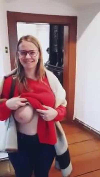 Well, and this is where I slightly panicked. I was 100 percent sure that this museum woman was right behind me, because she was making a lot of noise and yet she was a few steps away. I was just scared, because I am basically shy and modest. Heh