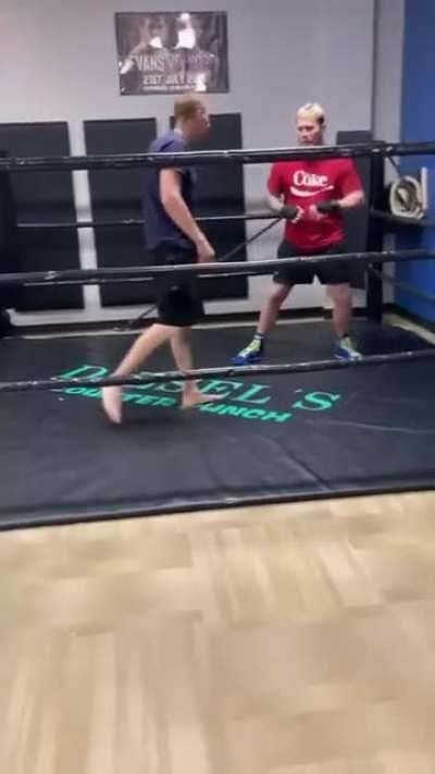 Joe Riggs shared sparring footage vs 
