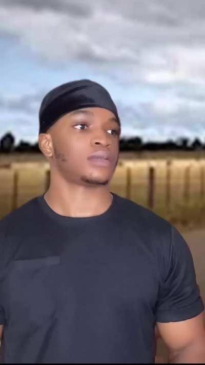 When the aliens are lowkey chill asf