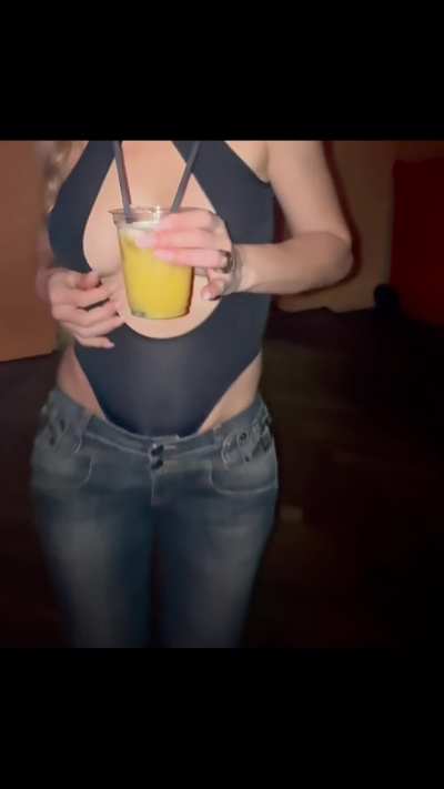 F46 italian milf slut