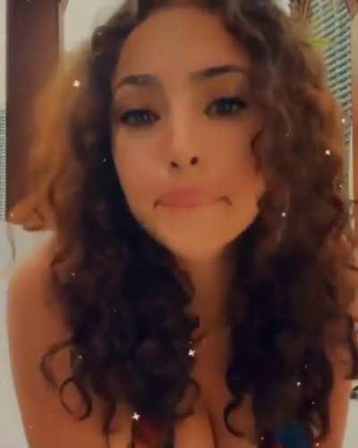 Ash kash (@ashh.kaasshh)