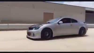 Idiot drifting in a confined space gets whats coming