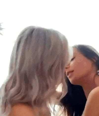 Eva Elfie and Liya Silver