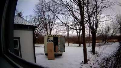 FedEx delivery back at it, doing what they do best.