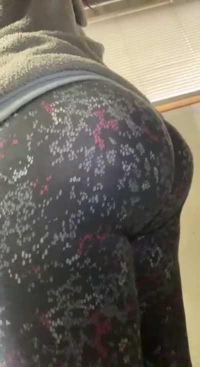 This one stunk so bad! 🤭 @MelissaTheGoddess