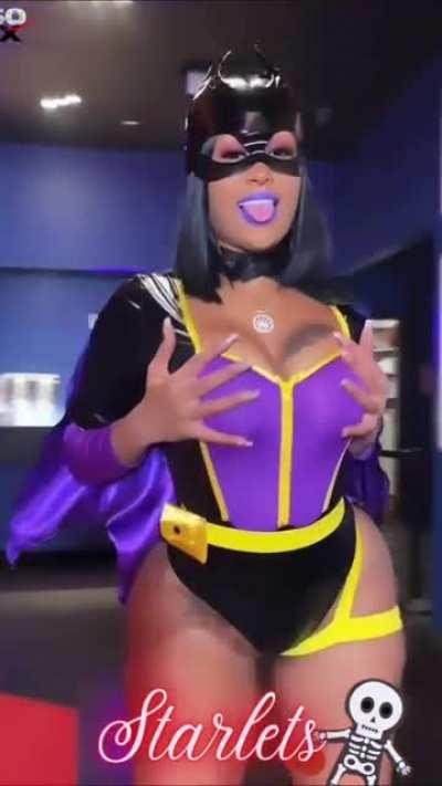 i wanna fuck a bad bitch at Starlets🔥