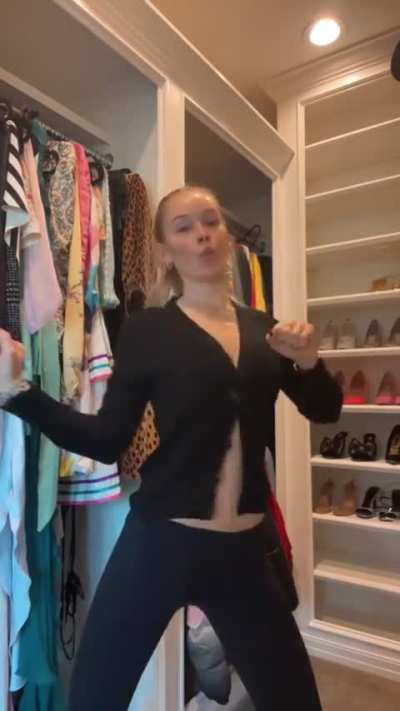 TikTok dance