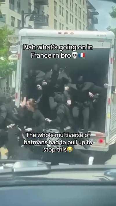 I was wrong, situation ainât under control, send more Batmen