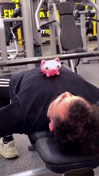 I can't breathe from laugher.... Wait till you see the guy on the bike 😭