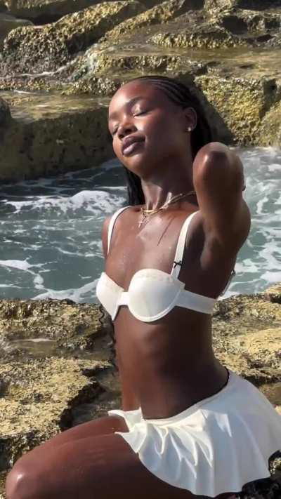 Noky Simbani (Miss Universe Great Britain 2022)