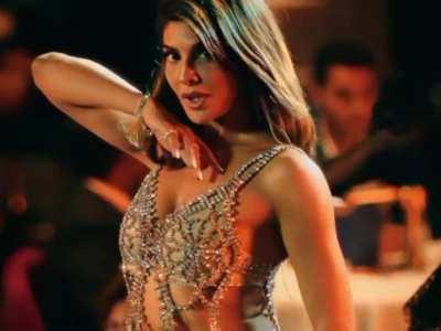 Jacqueline Fernandez Latest Mud mudke song