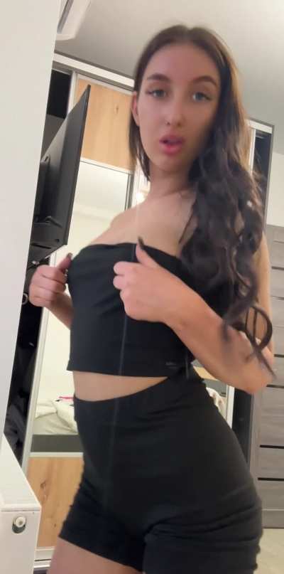 Am I your cute gf or your fckdoll