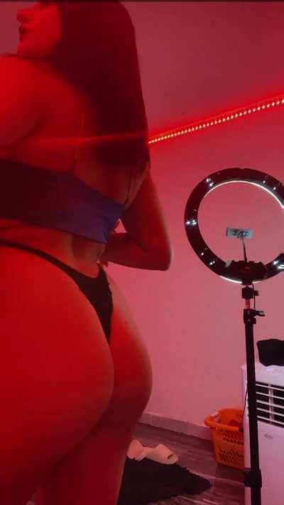 This is my girlfriend application