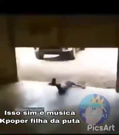 Música de verdade jkkkkkkkk