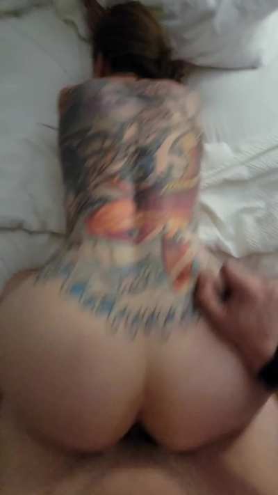 Couple seeking Bi Couple to swap with in S. Denver.