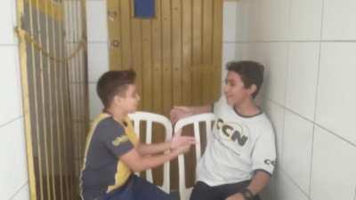 paravernalia , perdeu eses meztres , press F to respect