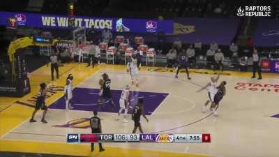 [Highlight] Lowry with another stepback 3, his 7th three of the game, giving him 34 points for the game