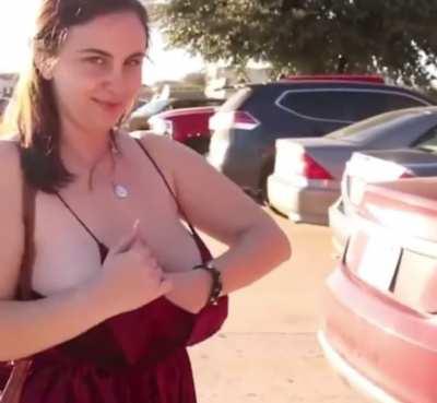 Taking the girls out in public 😏