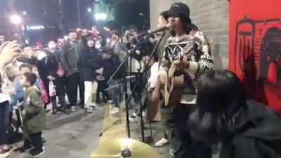 Some random Chinese street performance