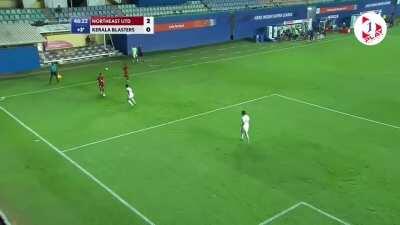 Apuia (Lalegmawia) scores a belter! Northeast United [2]- 0 Kerala Blasters [Indian Super League]