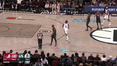 [Highlight] Grant with a huge block and Reath gets the rebound to seal the game for the Blazers