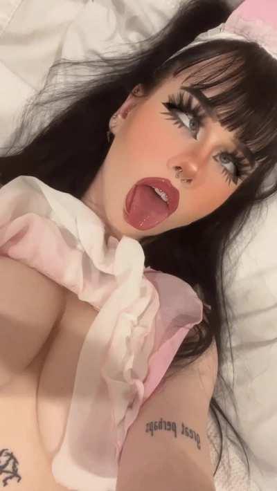 Will you please feed me your dick?