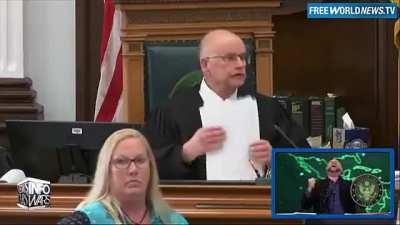 Alex Jones' reaction to the Rittenhouse verdict